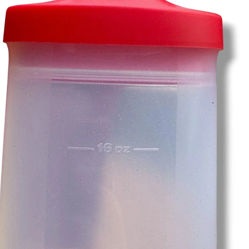 Pyrex Reuse It Resealables 16oz Platinum Silicone Food Pouch Red Set of 2 NEW
